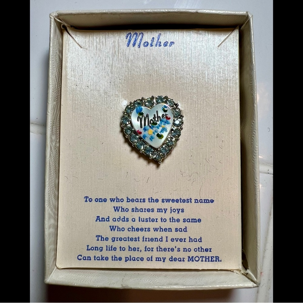 Brooch